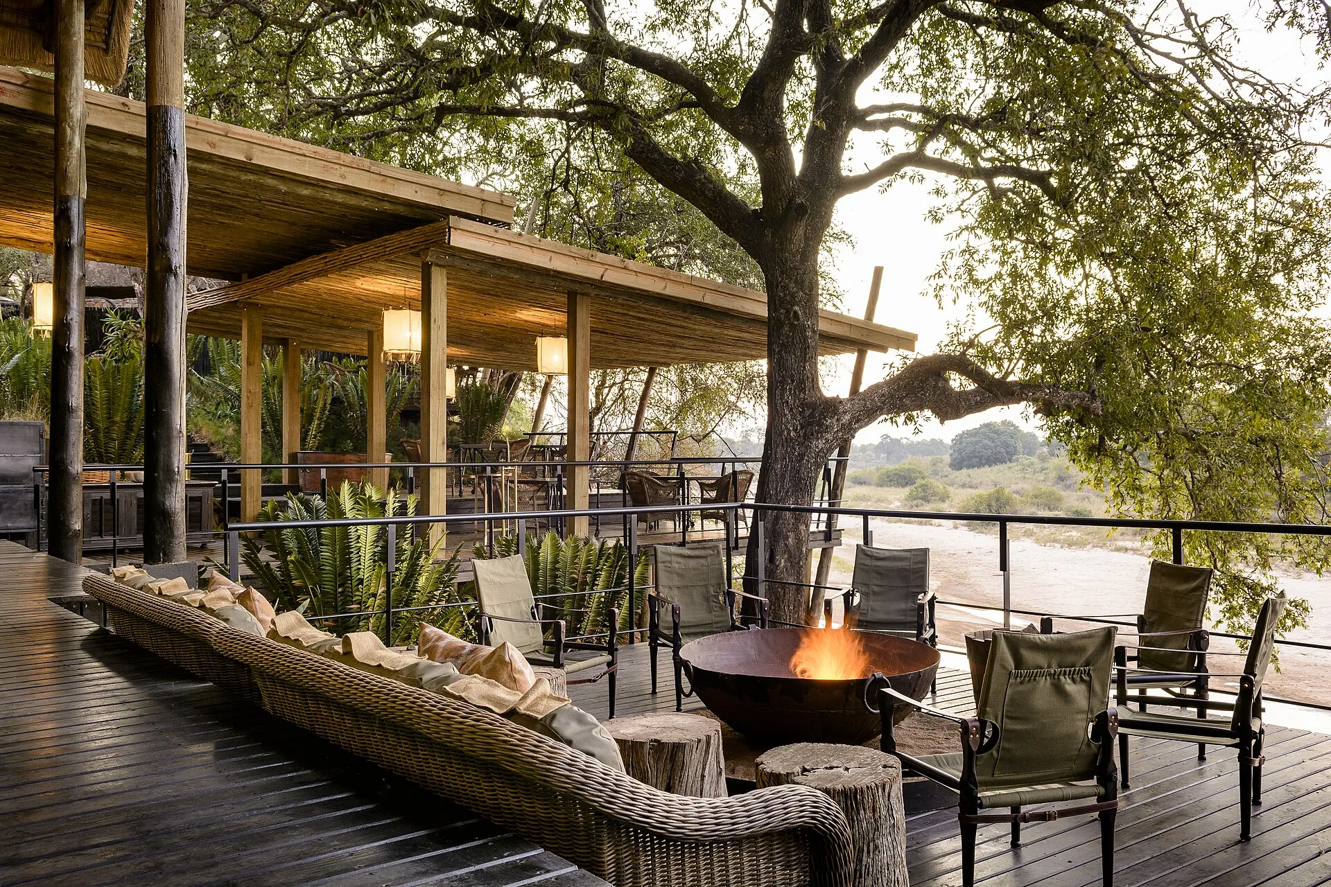 Singita Sabi Sand lodge met privezwembad en uitzicht op de bush van Sabi Sand reservaat Zuid-Afrika